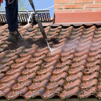 Démoussage toitures France